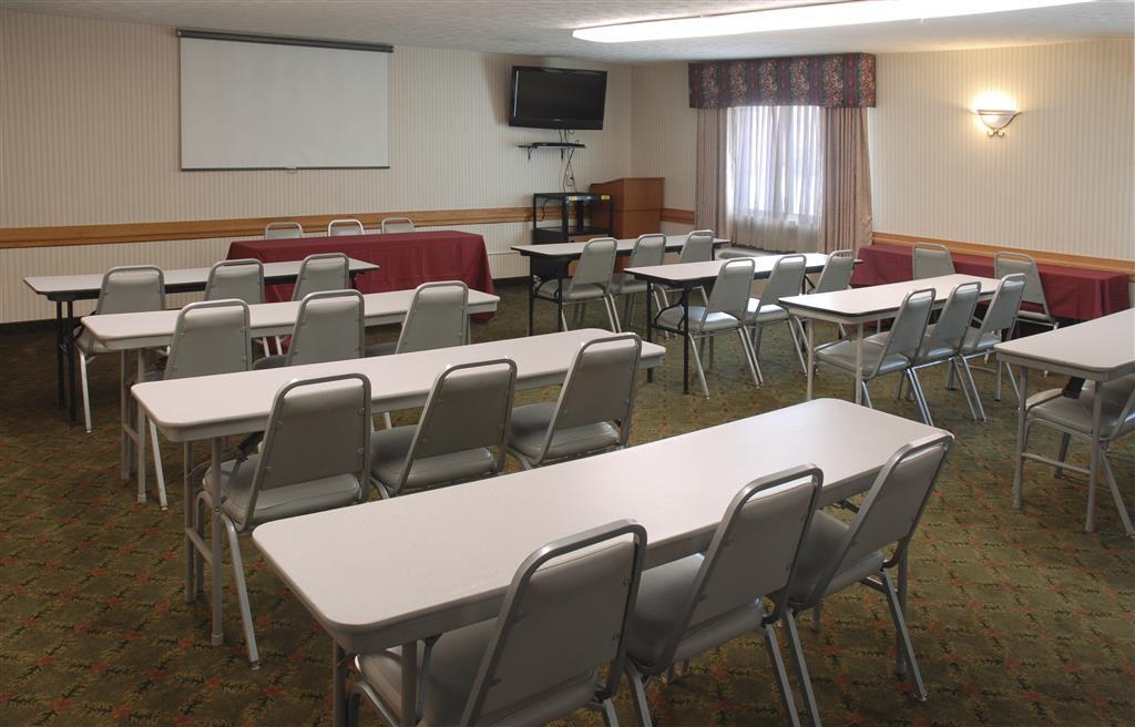Quality Inn Austintown-Youngstown West מראה חיצוני תמונה
