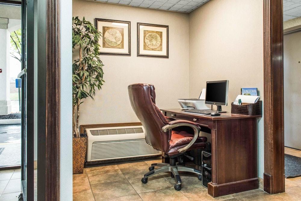 Quality Inn Austintown-Youngstown West מראה חיצוני תמונה
