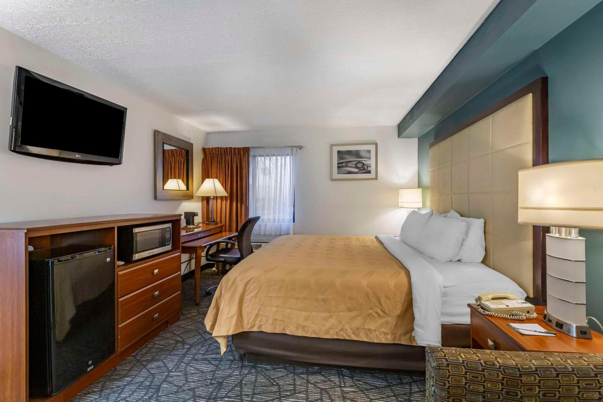 Quality Inn Austintown-Youngstown West מראה חיצוני תמונה